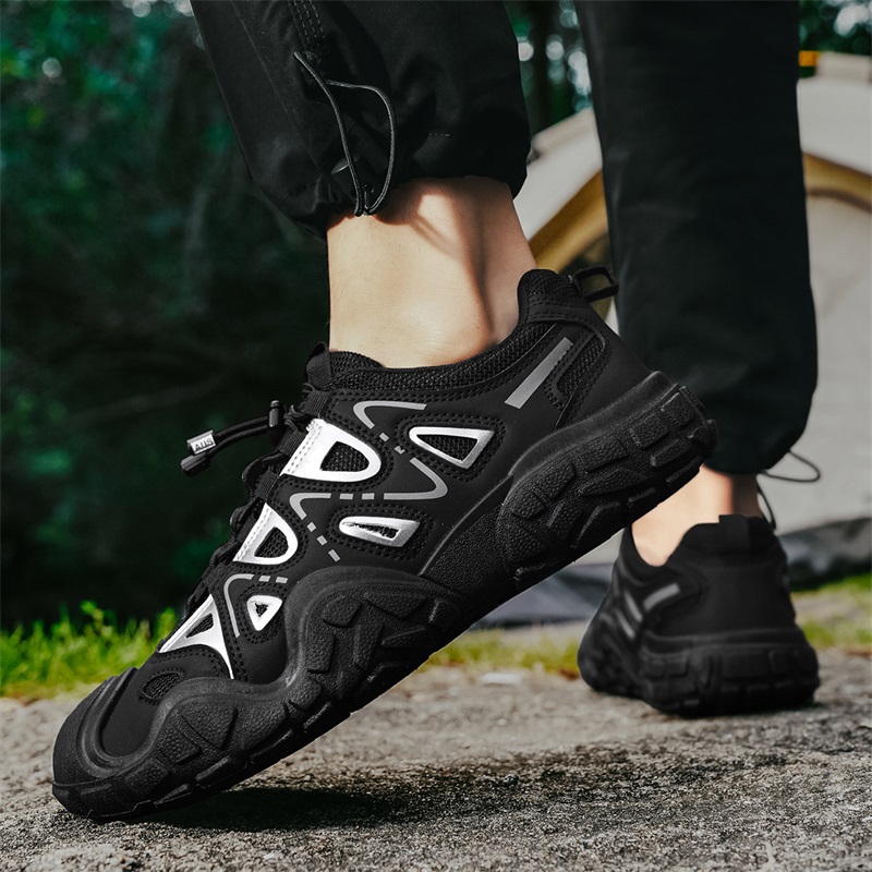 E002 ALL BLACK